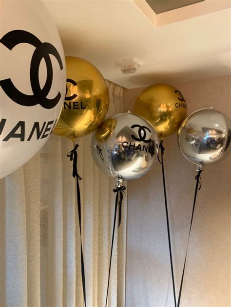 chanel balloons 